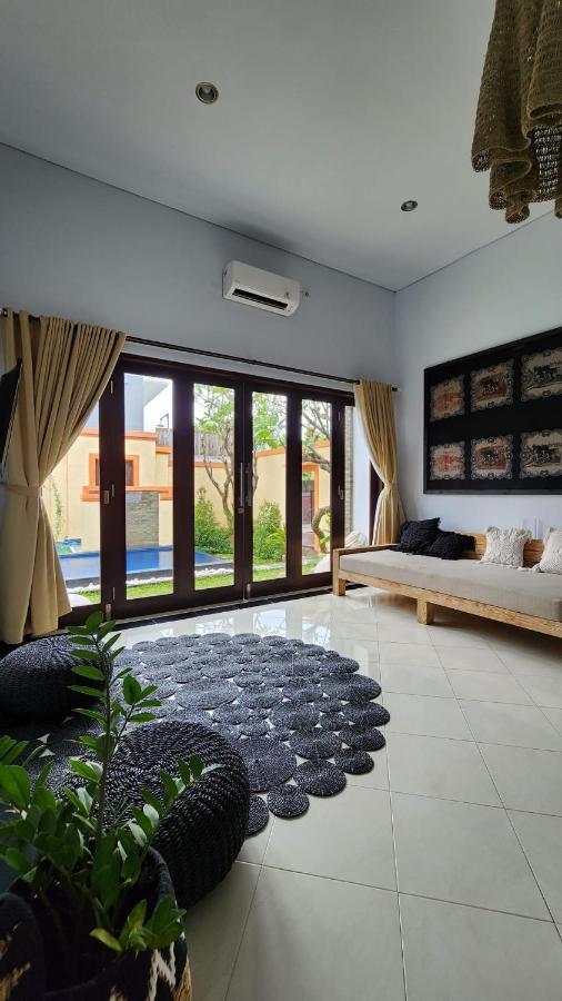 Villa Danielle Seminyak  Exterior photo